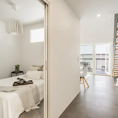 Kotimaailma - Kaunis Ja Hyvin Valoisa Kaksio Vantaalta *