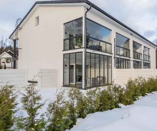 Kotimaailma - Kaunis Ja Hyvin Valoisa Kaksio Vantaalta Lägenhet *